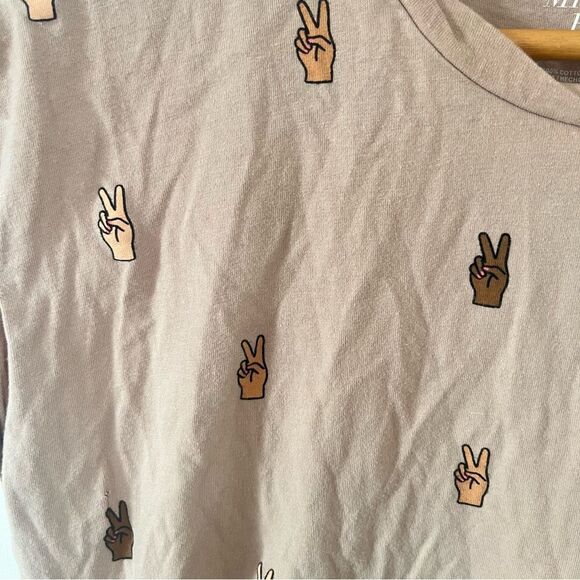 Mighty Fine Tan Peace Sign Graphic Cap Sleeve Cotton T-Shirt - Picture 5 of 6